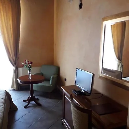 Palazzo Marzano Hotel *